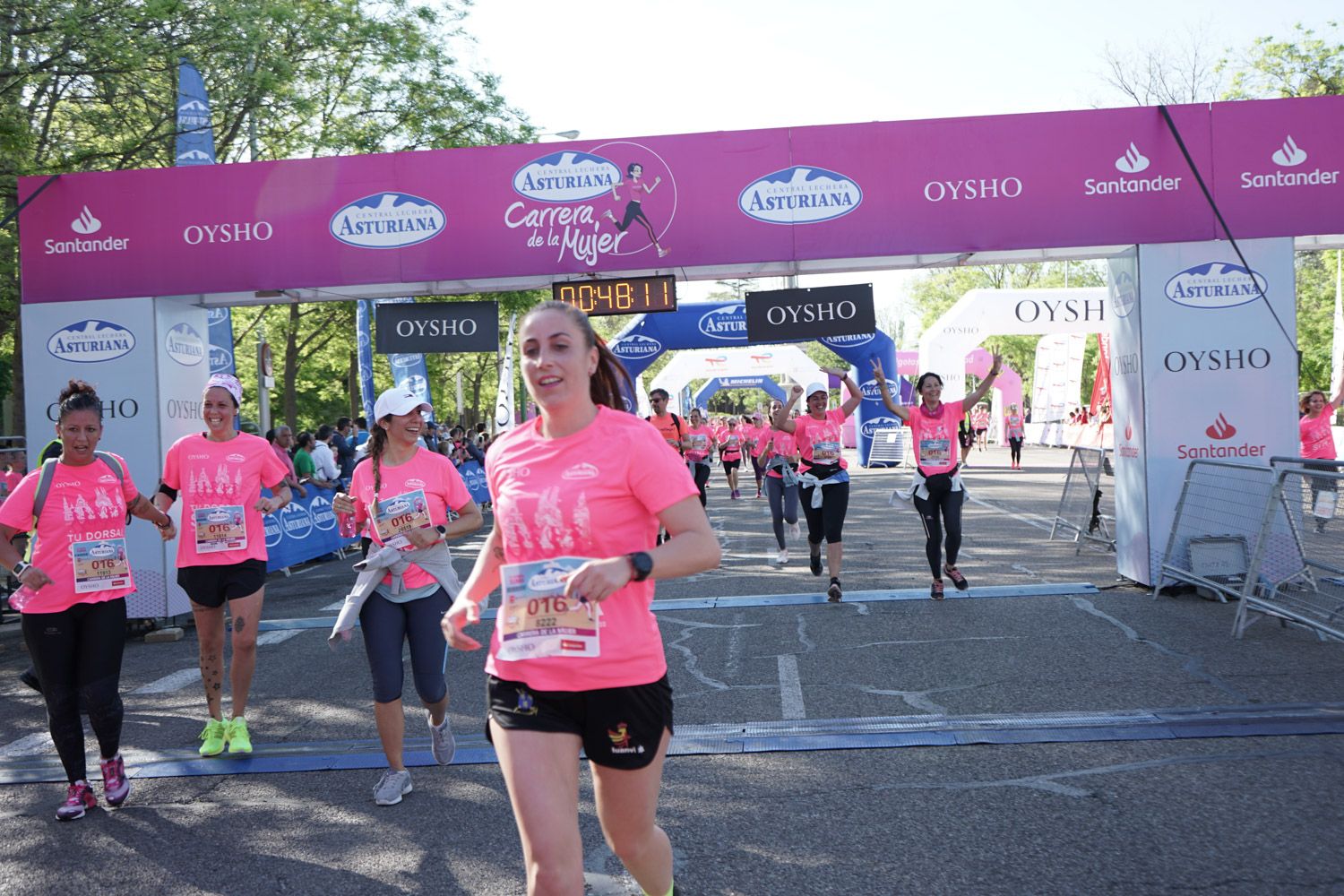 Todas las fotos de meta de la Carrera de la Mujer de Madrid 03355