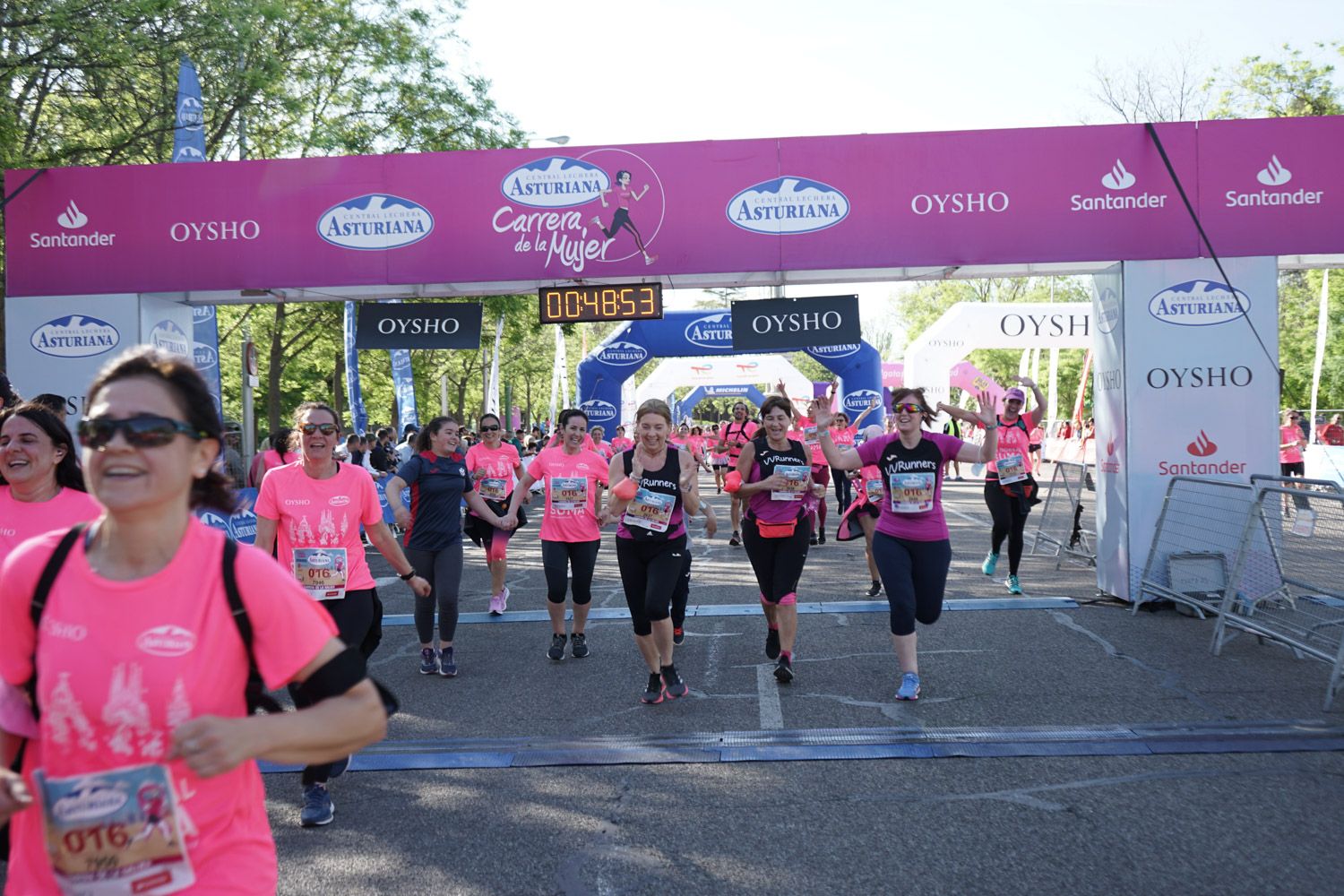 Todas las fotos de meta de la Carrera de la Mujer de Madrid 03366