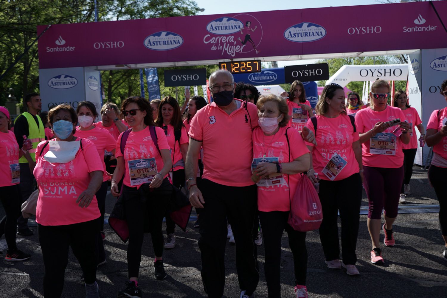 Todas las fotos de meta de la Carrera de la Mujer de Madrid 03739