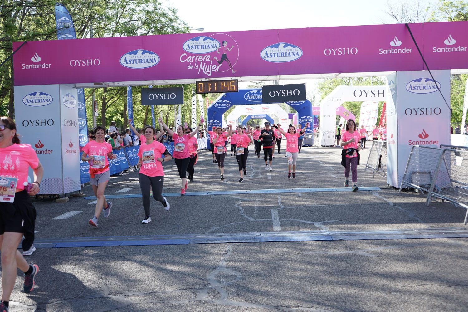 Todas las fotos de meta de la Carrera de la Mujer de Madrid 03631