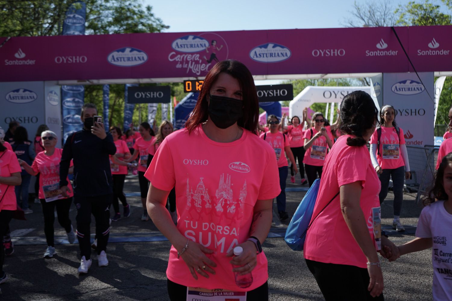 Todas las fotos de meta de la Carrera de la Mujer de Madrid 03760