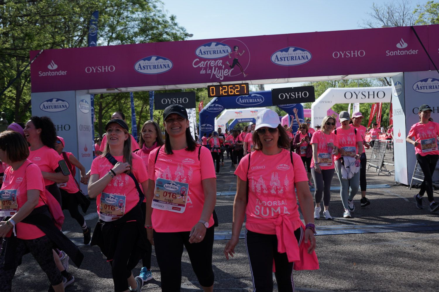 Todas las fotos de meta de la Carrera de la Mujer de Madrid 03780