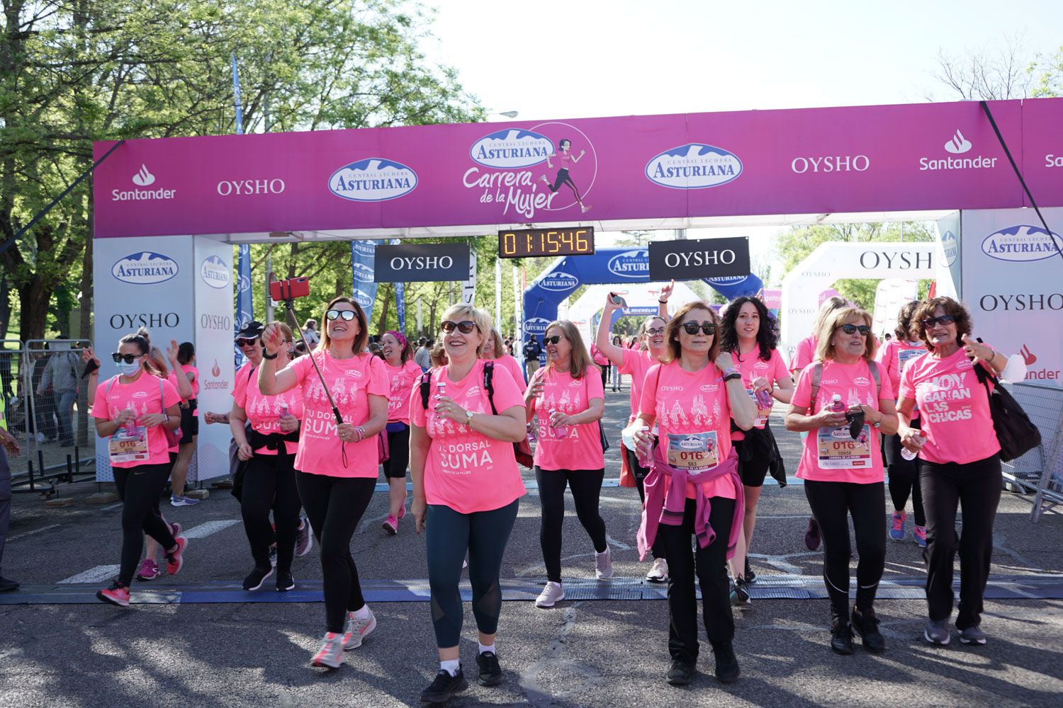 Todas las fotos de meta de la Carrera de la Mujer de Madrid 03677