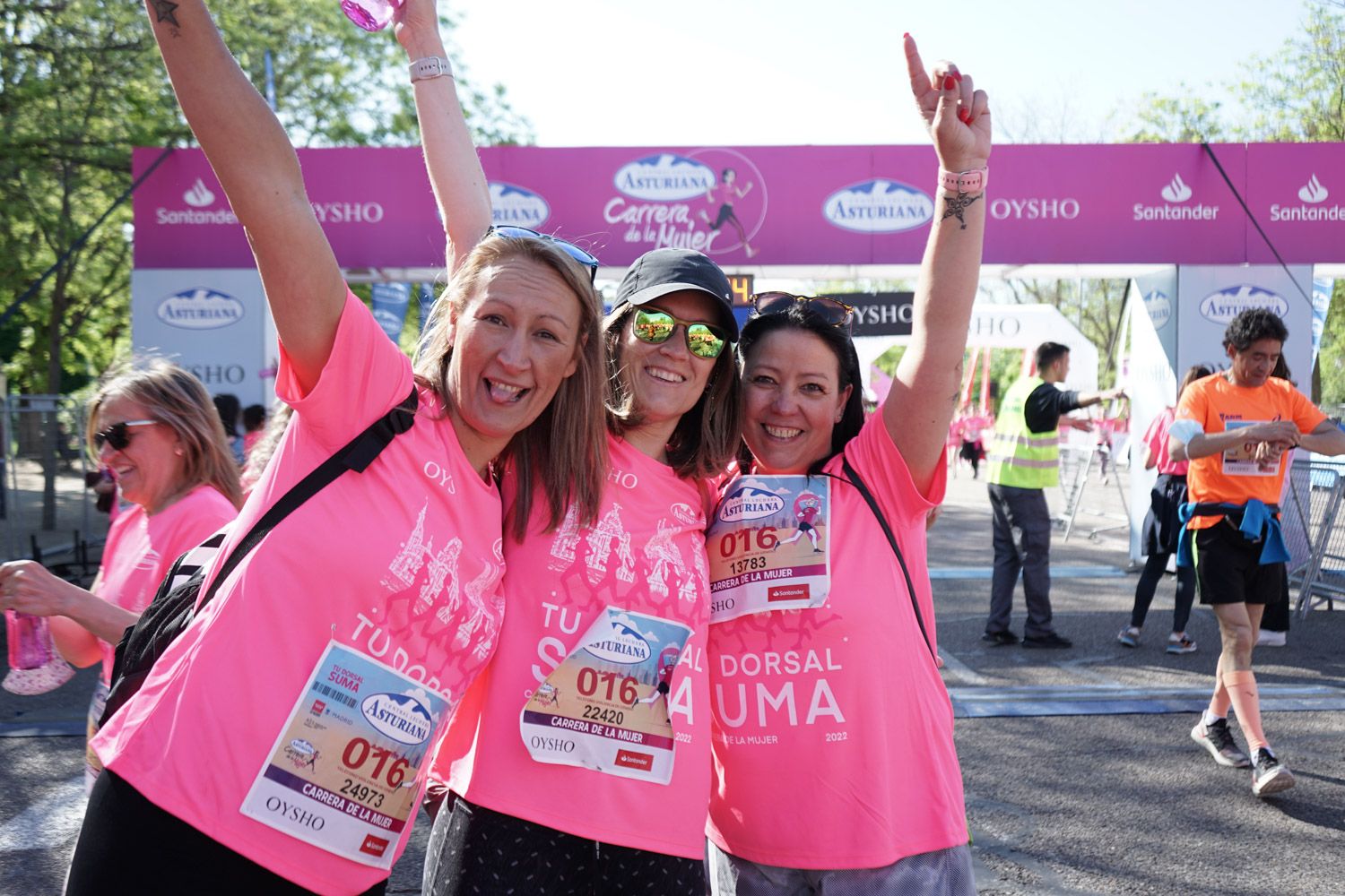 Todas las fotos de meta de la Carrera de la Mujer de Madrid 03688