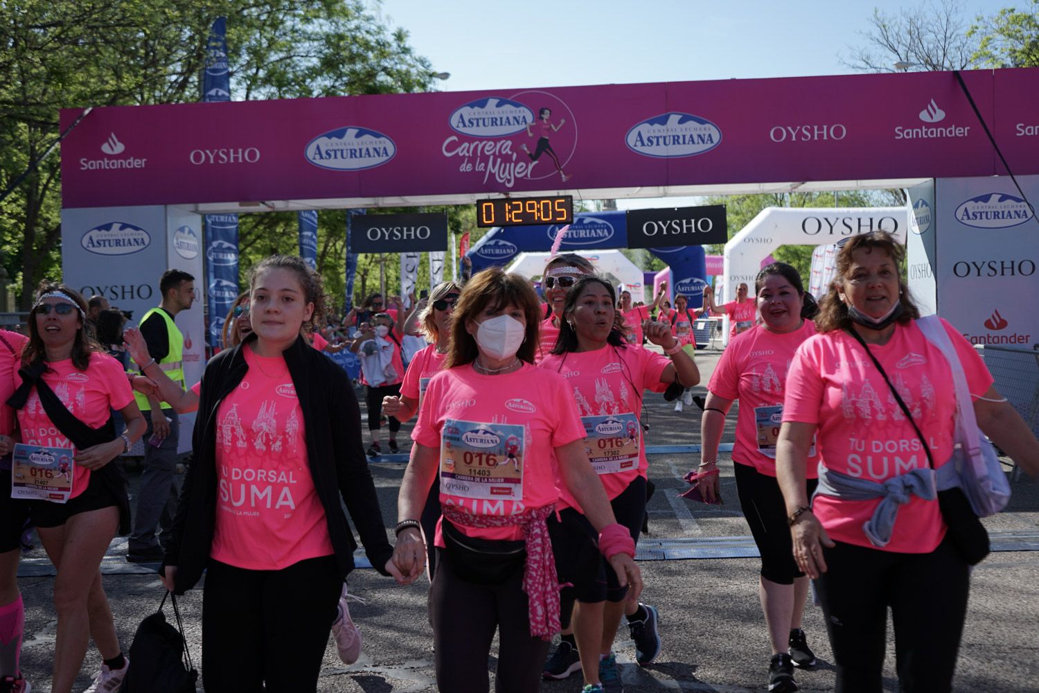 Todas las fotos de meta de la Carrera de la Mujer de Madrid 03808