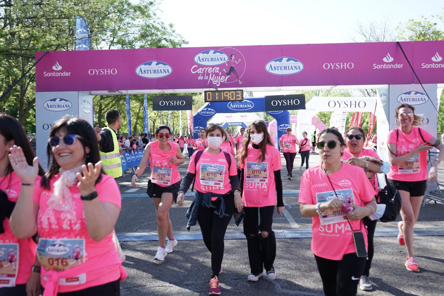 Todas las fotos de meta de la Carrera de la Mujer de Madrid 03705