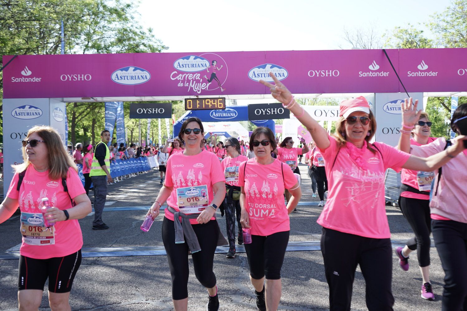 Todas las fotos de meta de la Carrera de la Mujer de Madrid 03712