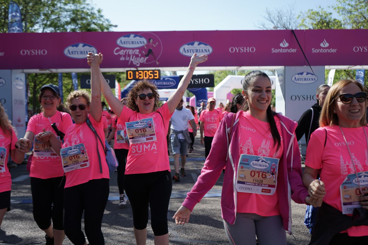 Todas las fotos de meta de la Carrera de la Mujer de Madrid 03826