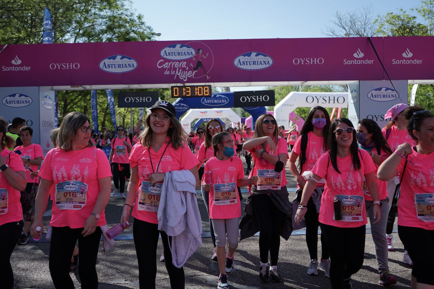 Todas las fotos de meta de la Carrera de la Mujer de Madrid 03829