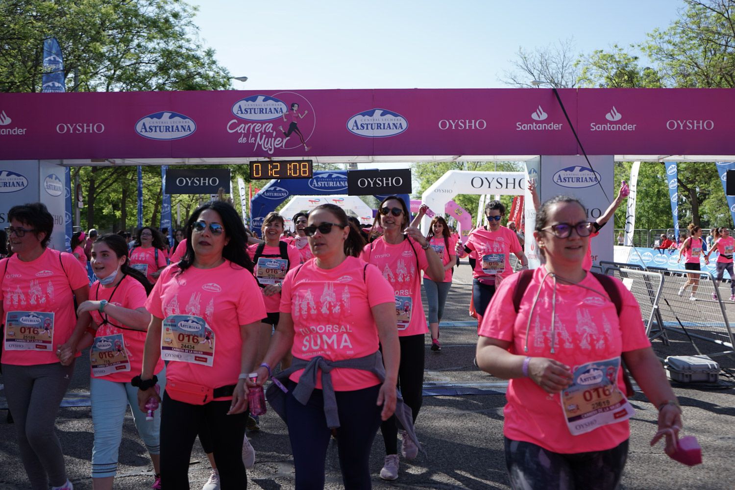 Todas las fotos de meta de la Carrera de la Mujer de Madrid 03721