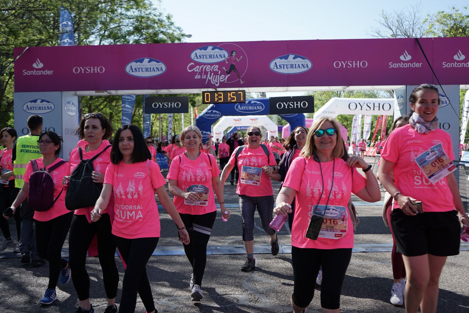 Todas las fotos de meta de la Carrera de la Mujer de Madrid 03839