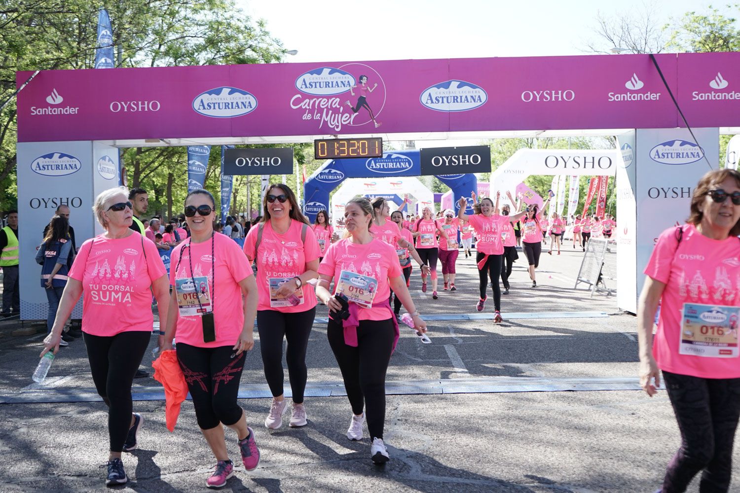 Todas las fotos de meta de la Carrera de la Mujer de Madrid 03840