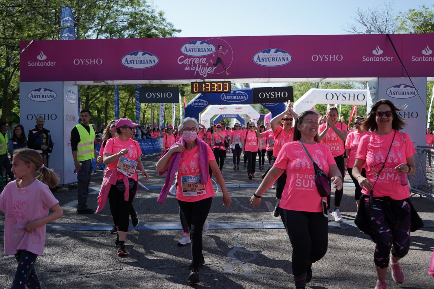 Todas las fotos de meta de la Carrera de la Mujer de Madrid 03847