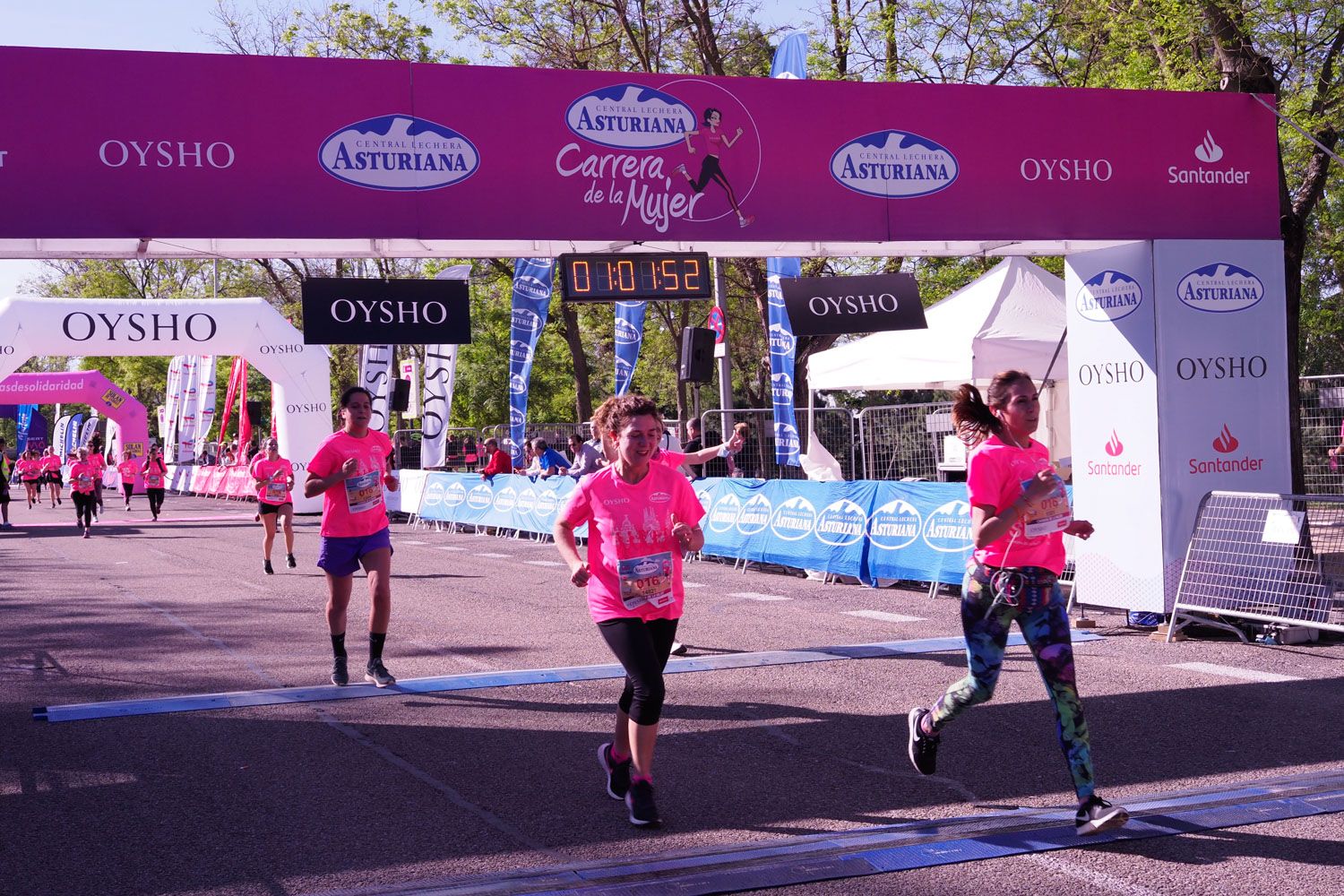 Todas las fotos de meta de la Carrera de la Mujer de Madrid 5081133