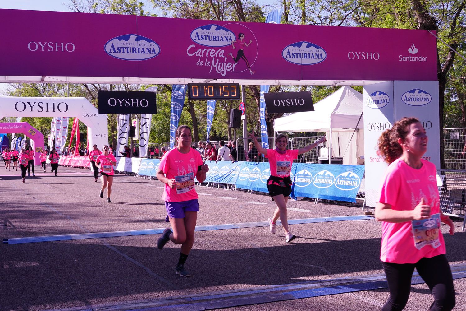 Todas las fotos de meta de la Carrera de la Mujer de Madrid 5081134