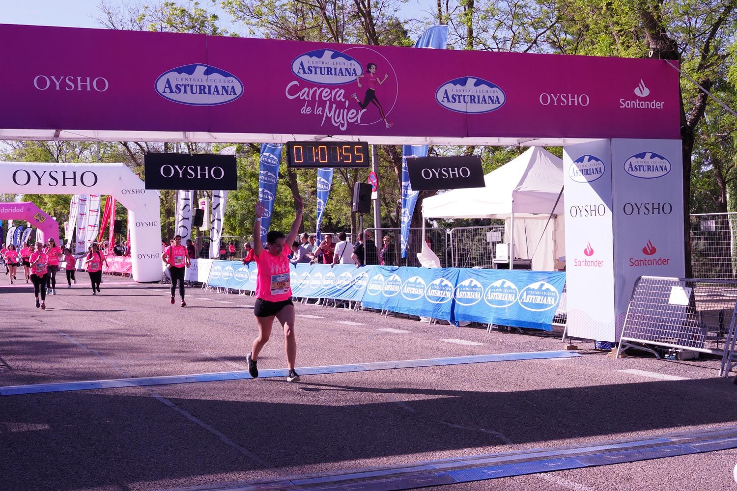 Todas las fotos de meta de la Carrera de la Mujer de Madrid 5081135
