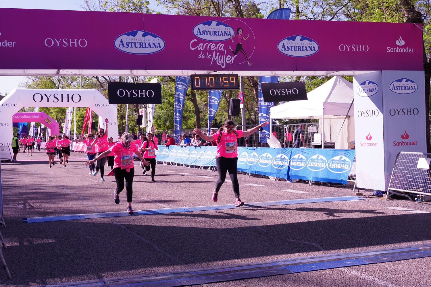 Todas las fotos de meta de la Carrera de la Mujer de Madrid 5081136