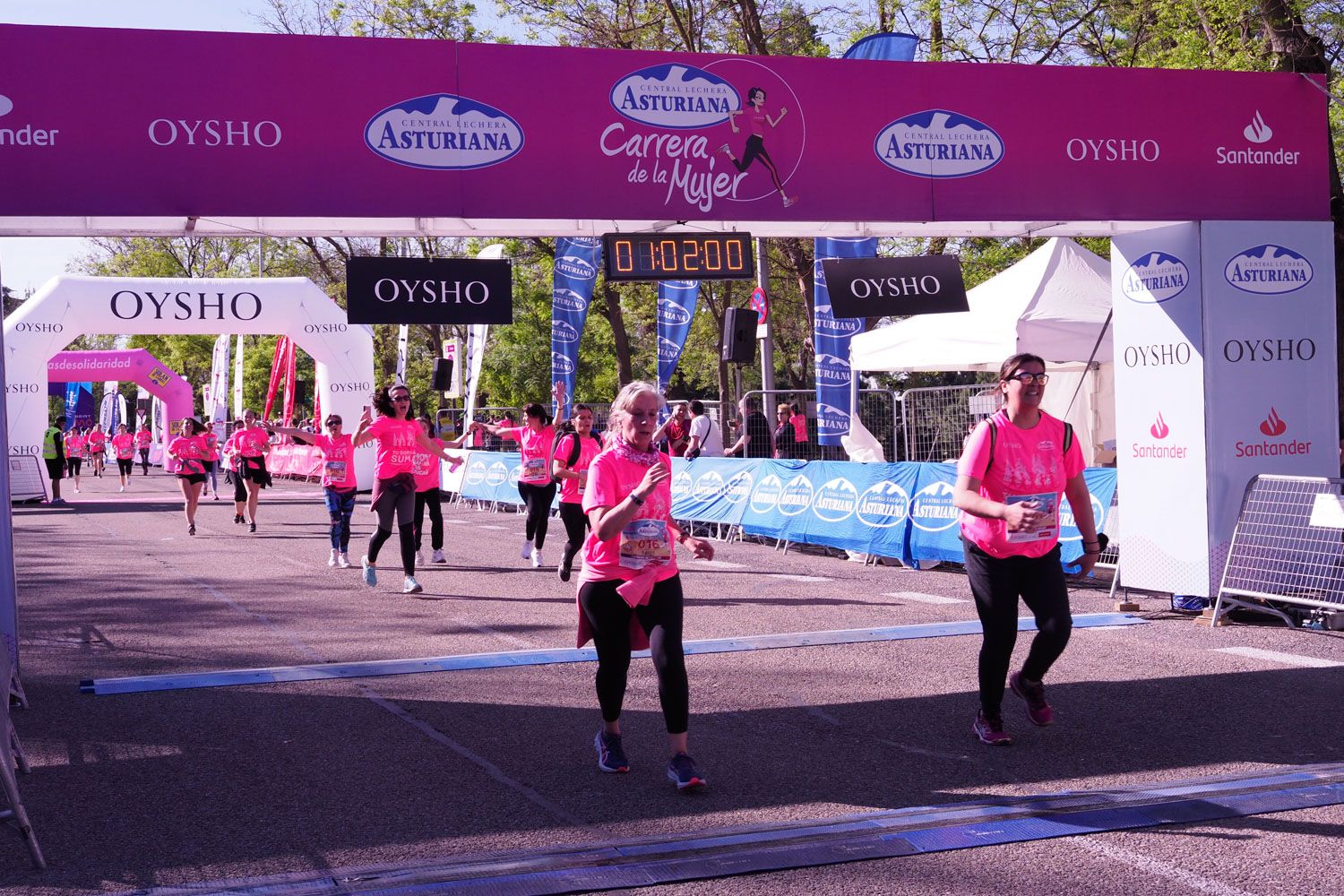 Todas las fotos de meta de la Carrera de la Mujer de Madrid 5081137
