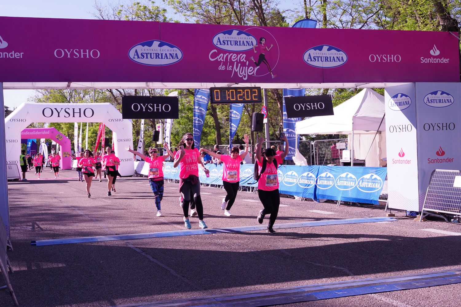 Todas las fotos de meta de la Carrera de la Mujer de Madrid 5081138