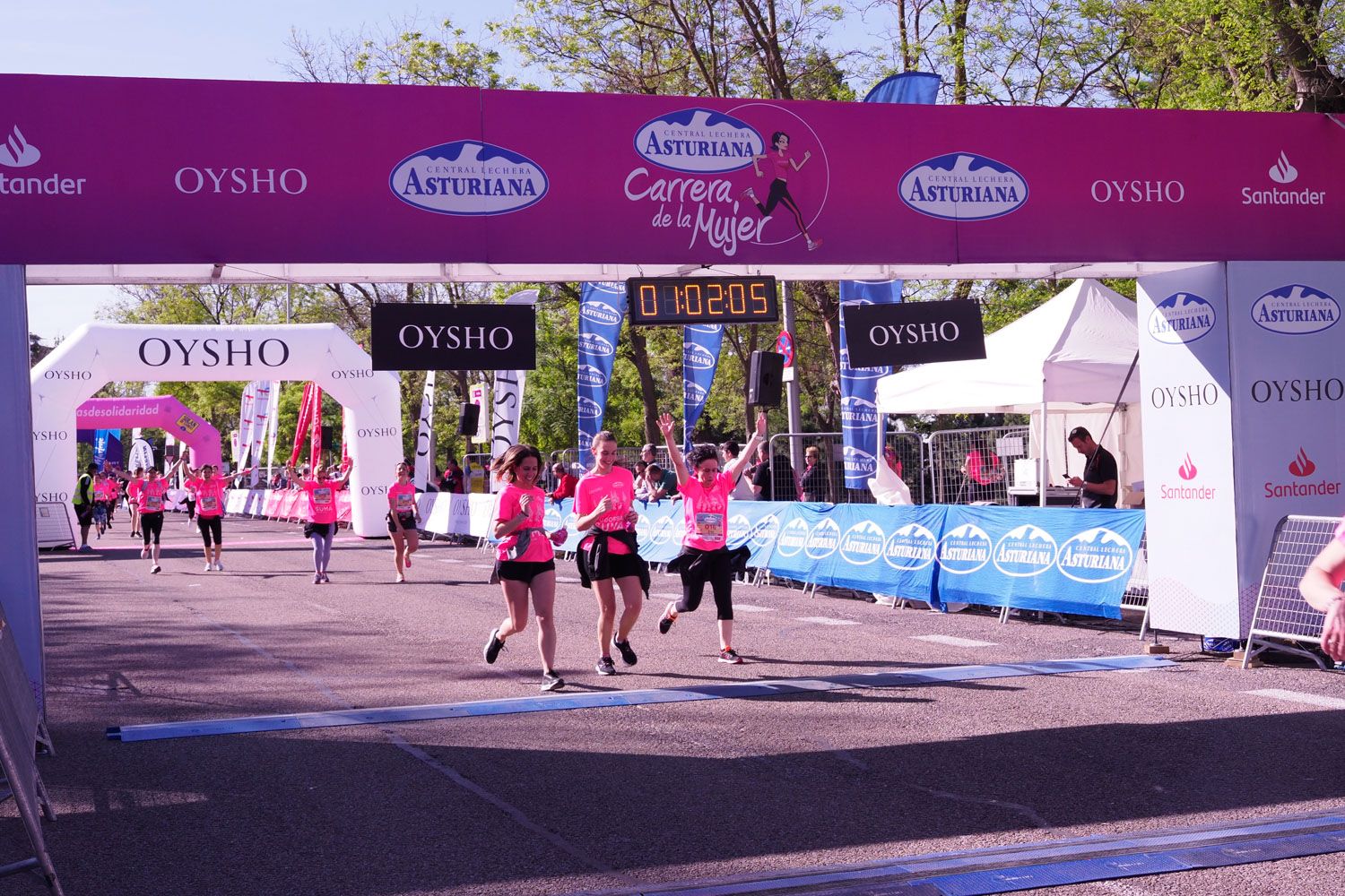 Todas las fotos de meta de la Carrera de la Mujer de Madrid 5081140
