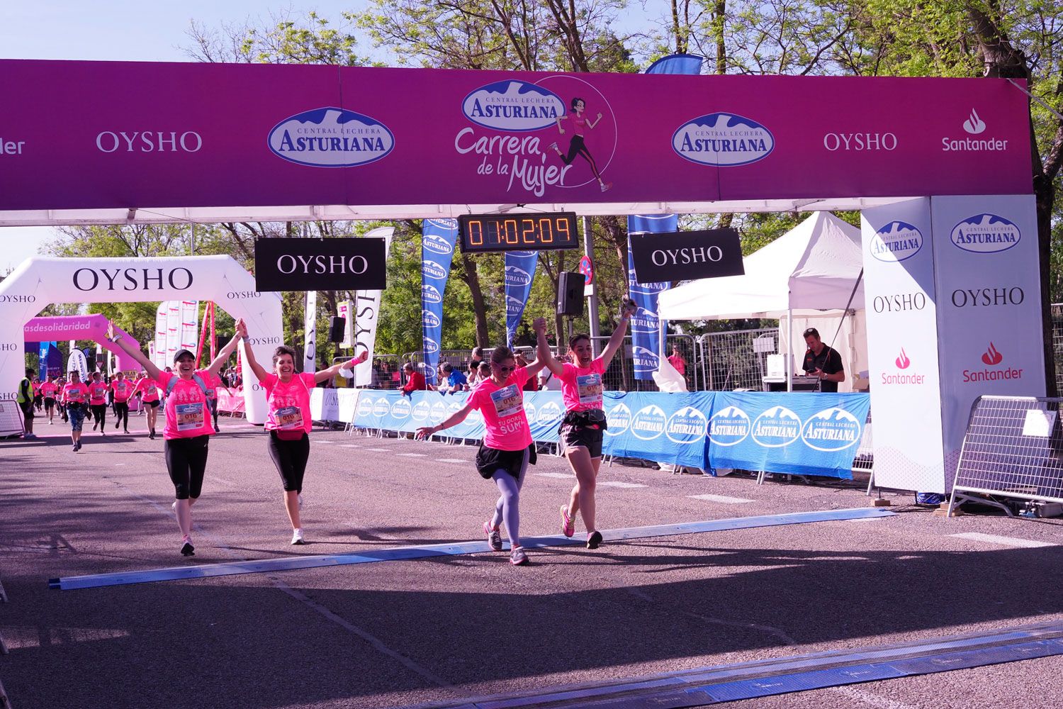Todas las fotos de meta de la Carrera de la Mujer de Madrid 5081142