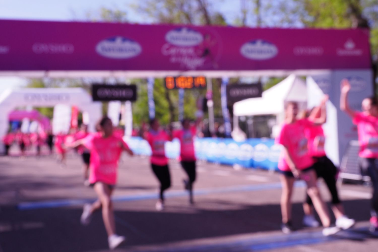 Todas las fotos de meta de la Carrera de la Mujer de Madrid 5081148