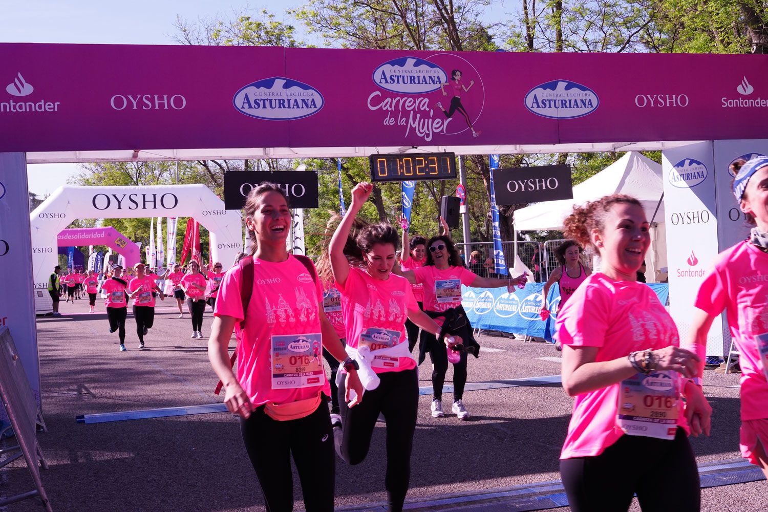Todas las fotos de meta de la Carrera de la Mujer de Madrid 5081158
