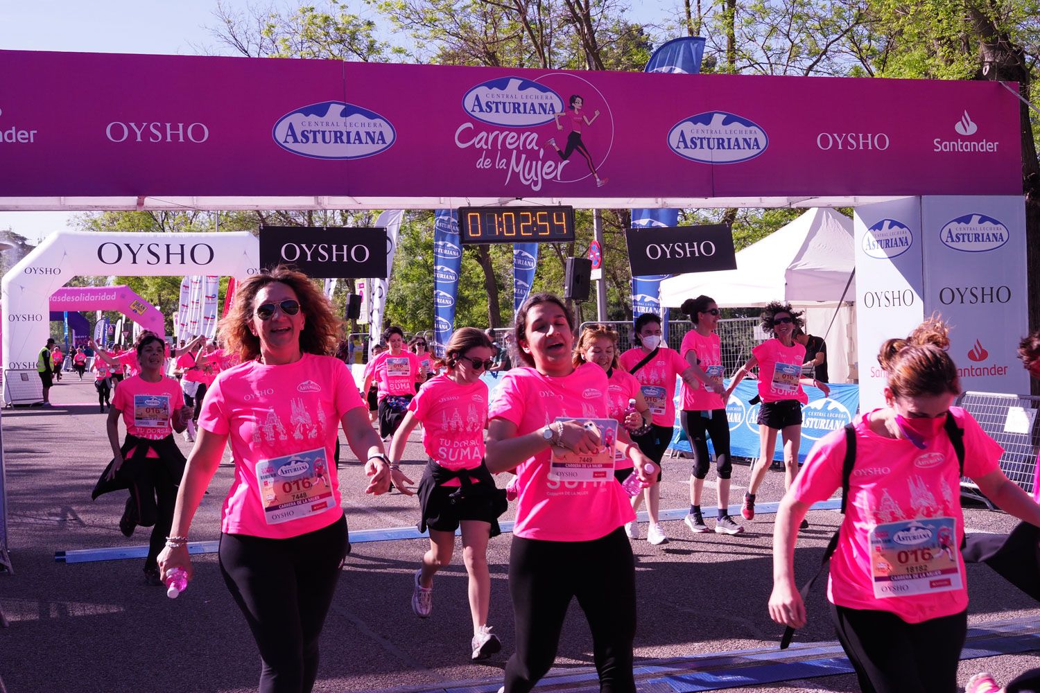 Todas las fotos de meta de la Carrera de la Mujer de Madrid 5081172