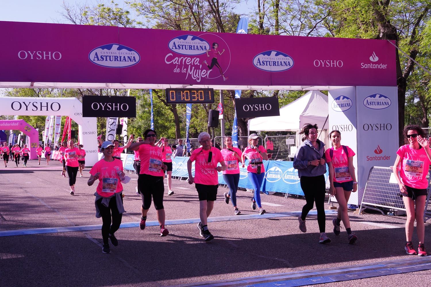 Todas las fotos de meta de la Carrera de la Mujer de Madrid 5081178
