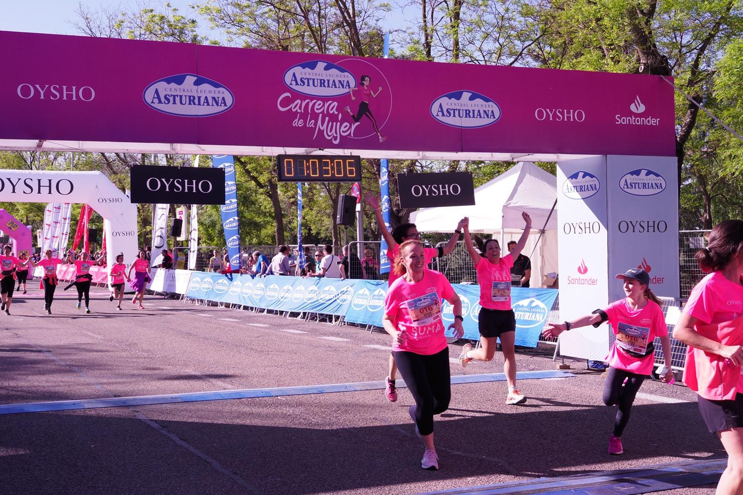 Todas las fotos de meta de la Carrera de la Mujer de Madrid 5081181