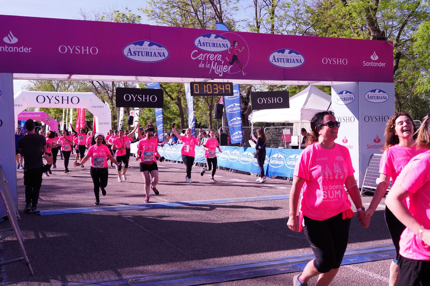 Todas las fotos de meta de la Carrera de la Mujer de Madrid 5081200
