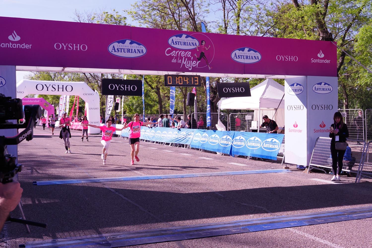 Todas las fotos de meta de la Carrera de la Mujer de Madrid 5081217