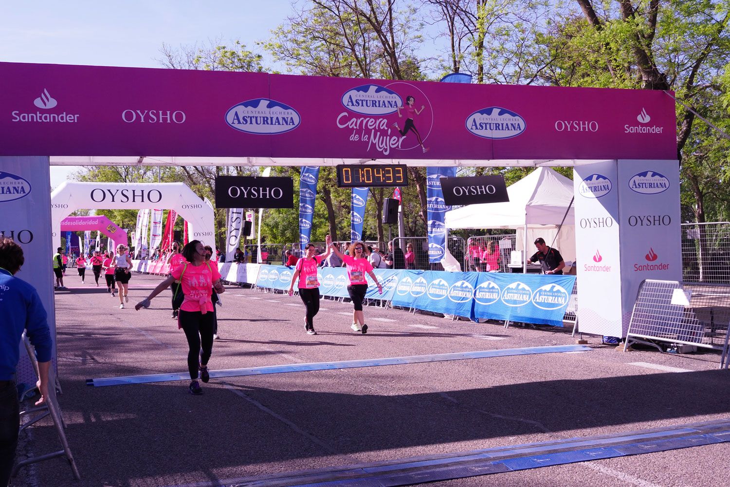 Todas las fotos de meta de la Carrera de la Mujer de Madrid 5081226