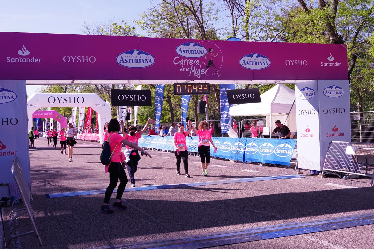 Todas las fotos de meta de la Carrera de la Mujer de Madrid 5081227