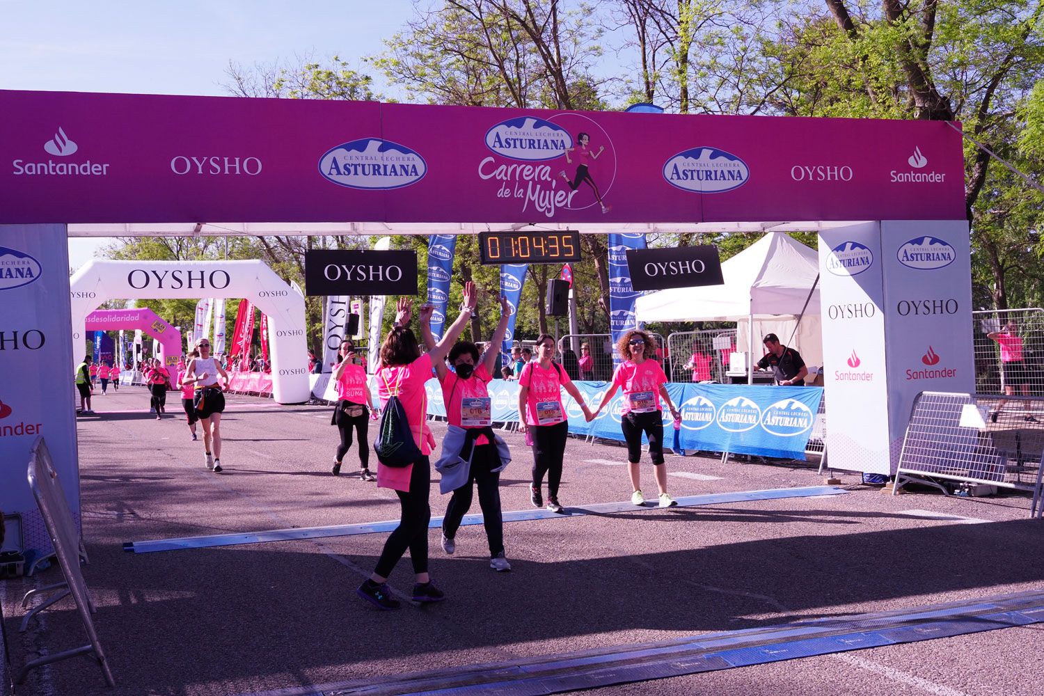 Todas las fotos de meta de la Carrera de la Mujer de Madrid 5081228