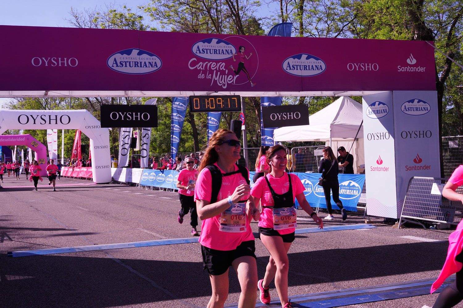 Todas las fotos de meta de la Carrera de la Mujer de Madrid 5081536