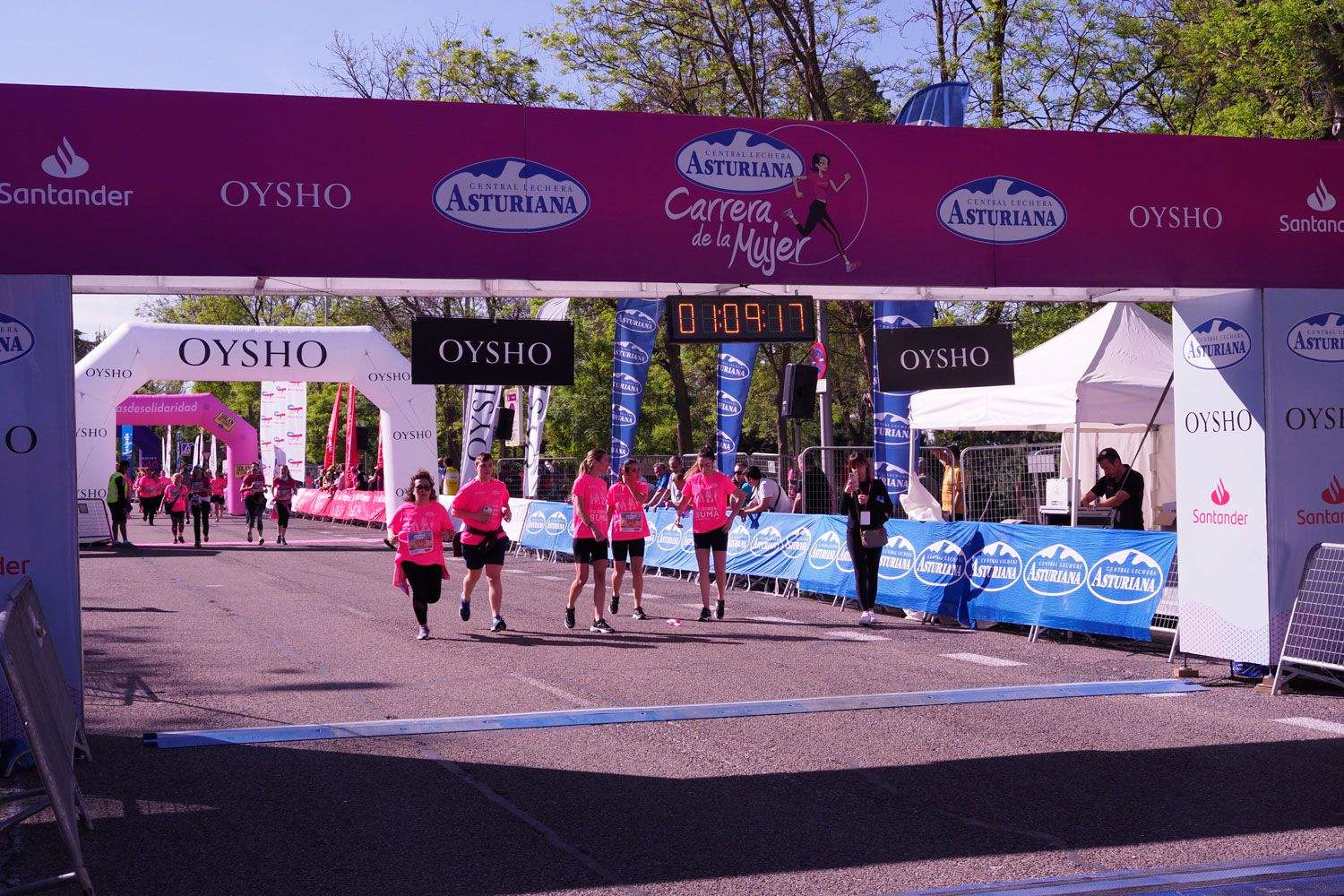 Todas las fotos de meta de la Carrera de la Mujer de Madrid 5081539