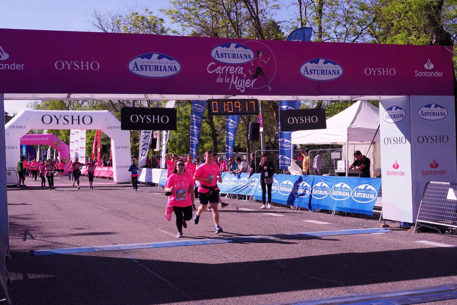 Todas las fotos de meta de la Carrera de la Mujer de Madrid 5081540