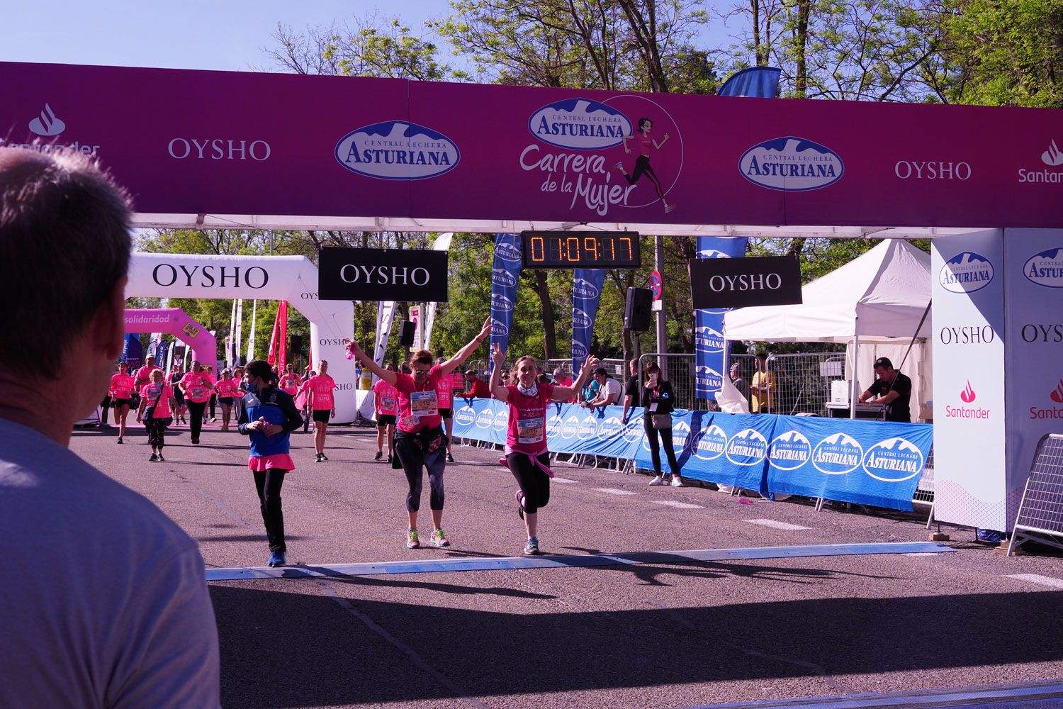 Todas las fotos de meta de la Carrera de la Mujer de Madrid 5081541