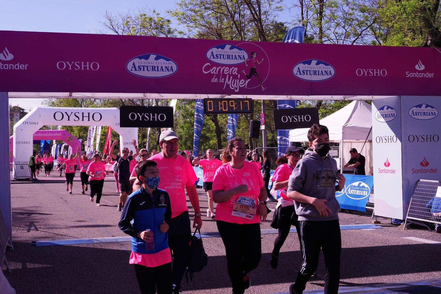 Todas las fotos de meta de la Carrera de la Mujer de Madrid 5081546
