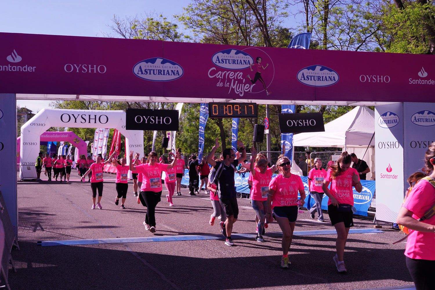 Todas las fotos de meta de la Carrera de la Mujer de Madrid 5081548