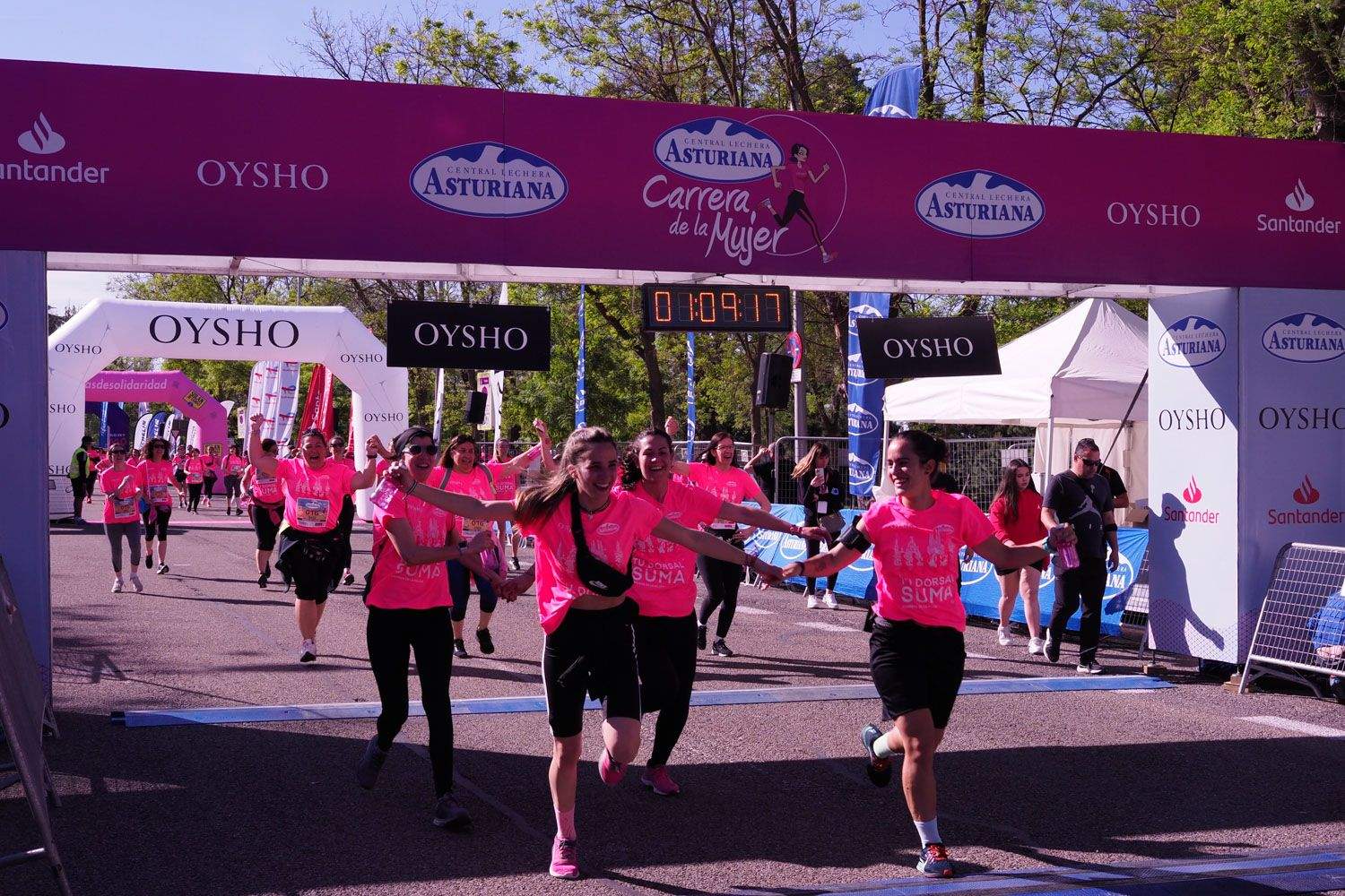 Todas las fotos de meta de la Carrera de la Mujer de Madrid 5081553