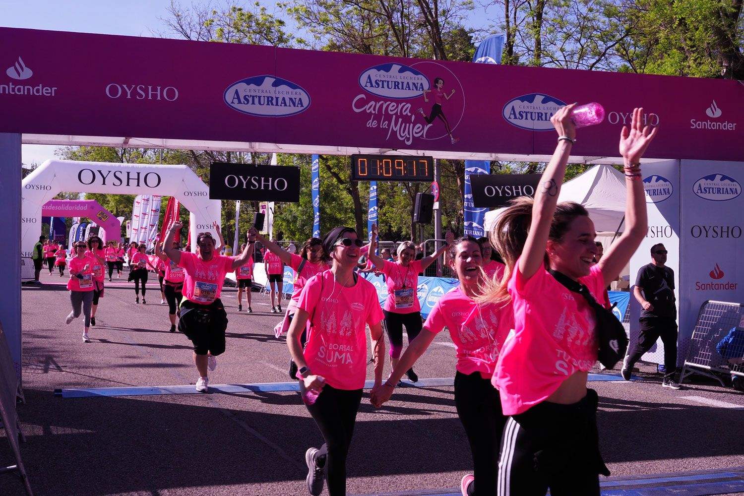 Todas las fotos de meta de la Carrera de la Mujer de Madrid 5081554