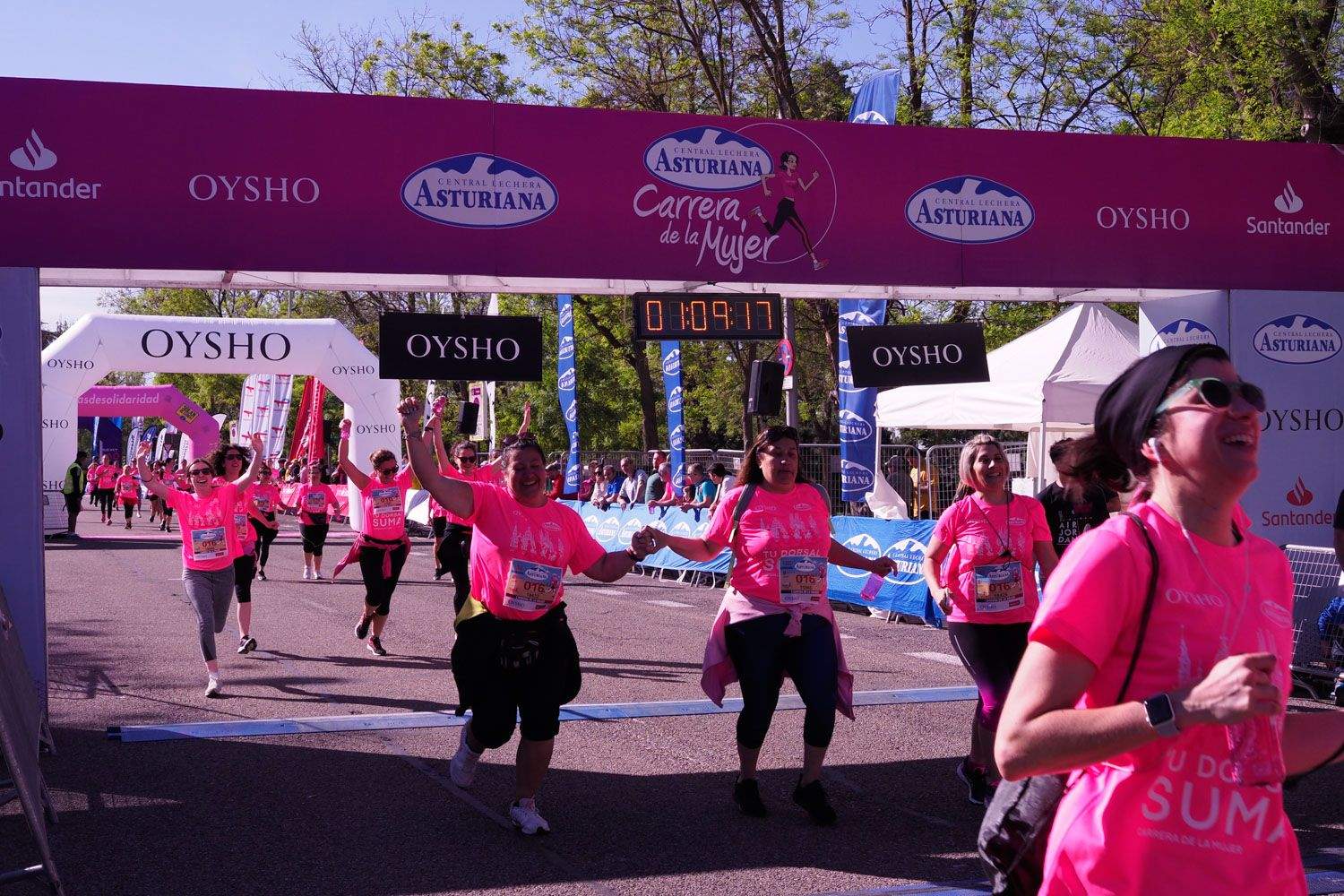 Todas las fotos de meta de la Carrera de la Mujer de Madrid 5081555