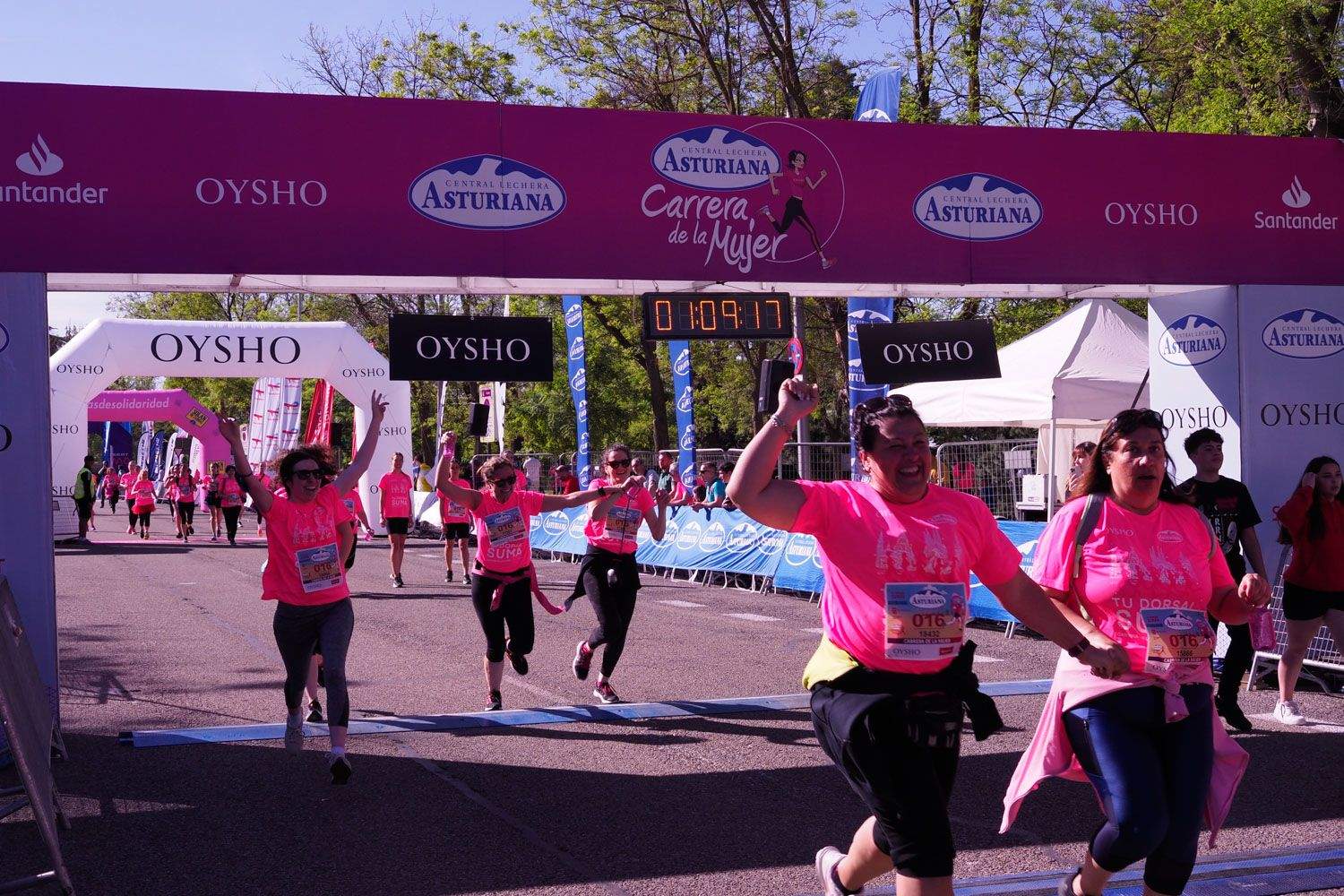 Todas las fotos de meta de la Carrera de la Mujer de Madrid 5081556