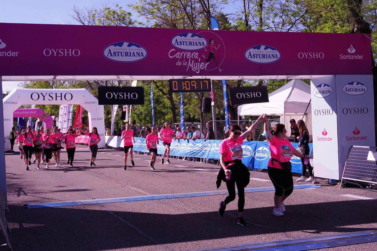 Todas las fotos de meta de la Carrera de la Mujer de Madrid 5081560