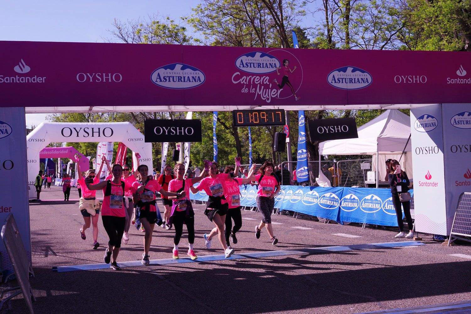 Todas las fotos de meta de la Carrera de la Mujer de Madrid 5081563