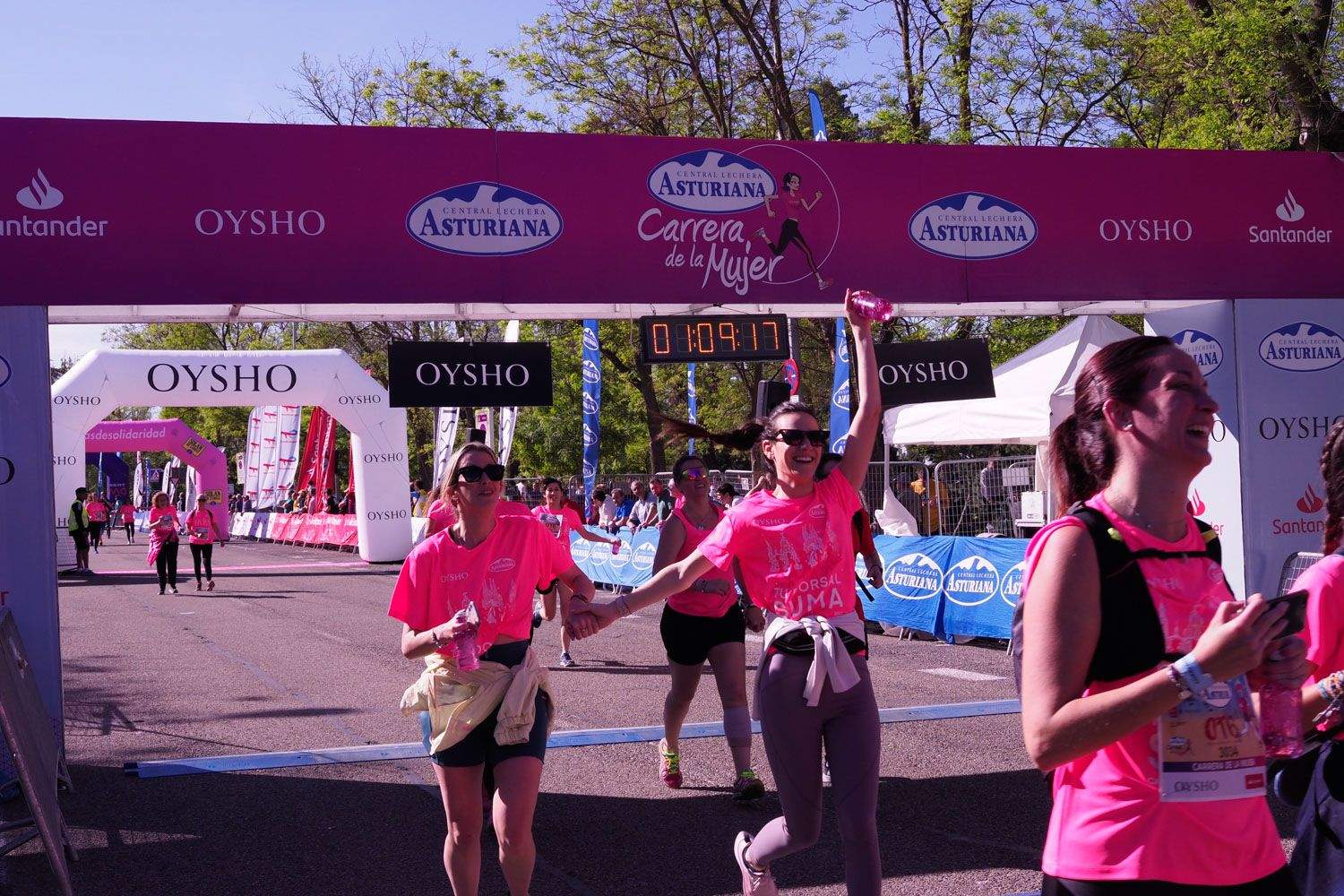 Todas las fotos de meta de la Carrera de la Mujer de Madrid 5081566