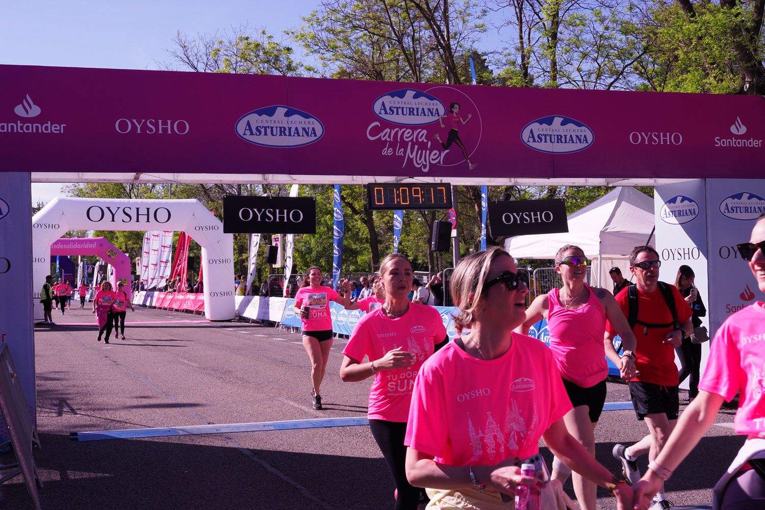 Todas las fotos de meta de la Carrera de la Mujer de Madrid 5081567