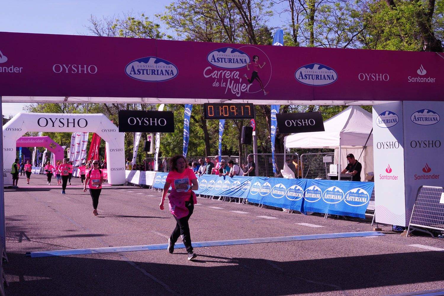 Todas las fotos de meta de la Carrera de la Mujer de Madrid 5081569